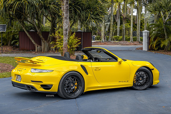 Фото дисков Strasse Wheels SV8 Performance Черный матовый на Porsche 911 VII
