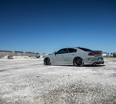 Фото дисков Vossen HF-1 на Dodge Charger VII