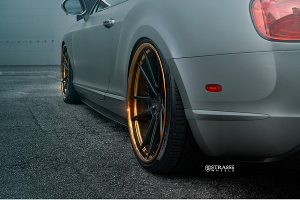 Фото дисков Strasse Wheels SV1 Deep Concave FS Другой цвет на Bentley Continental GT I