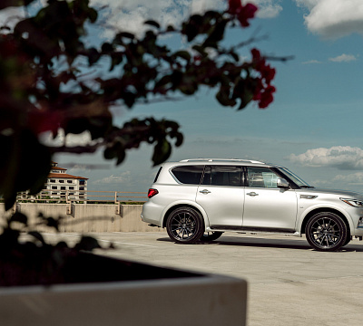 Фото дисков Vossen HF6-1 на Infiniti QX80 I