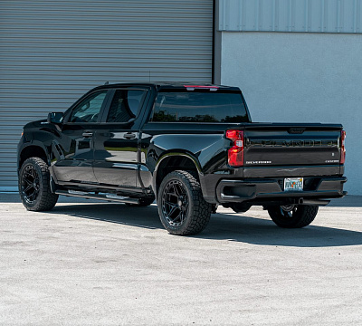 Фото дисков 4PLAY 4P55 на Chevrolet Silverado IV