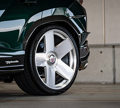 Фото дисков HRE L105M на Lamborghini Urus