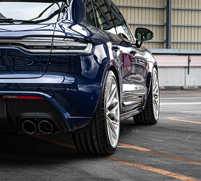 Фото дисков HRE P200 на Porsche Macan I