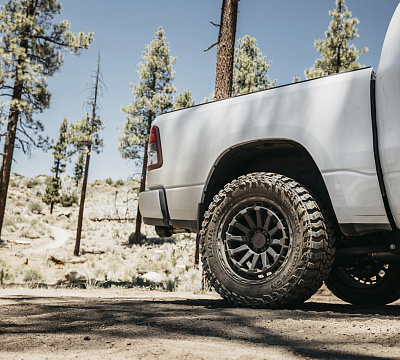 Фото дисков Black Rhino RAID на Ram 1500 V