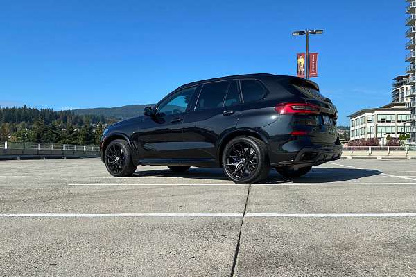 Фото дисков HRE FF10 Черный сатин на BMW X5/X5 M (F15/F85)