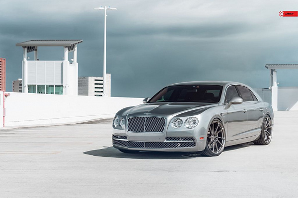 Фото дисков Anrky AN13 Глянцевый тонированный лак на Bentley Flying Spur II