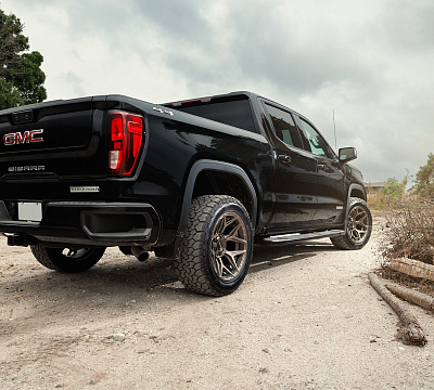 Фото дисков 4PLAY 4P06 на GMC Sierra IV