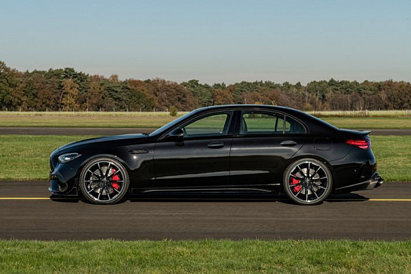 Фото дисков BRABUS Monoblock Z (Platinum Edition) Черный глянец на Mercedes-Benz C-Class (W206)