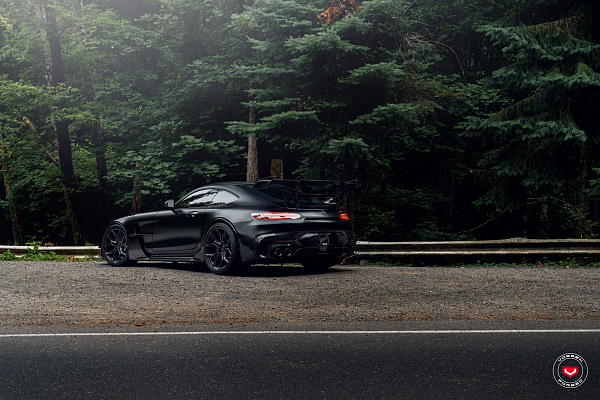 Фото дисков Vossen EVO-3R Черный глянец на Mercedes-Benz AMG GT I