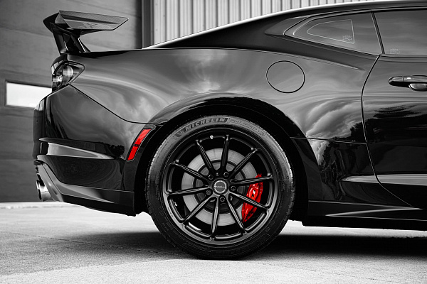 Фото дисков Brixton Forged R11-RS Черный сатин на Chevrolet Camaro VI
