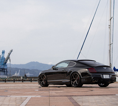 Фото дисков Vossen CG-205 на Bentley Continental GT II
