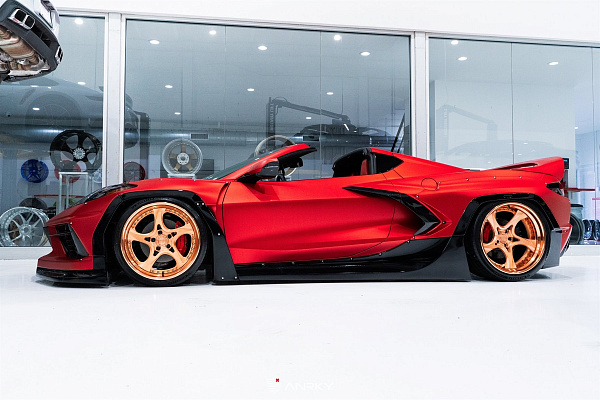 Фото дисков Anrky XR-305 Глянцевая медь на Chevrolet Corvette C8
