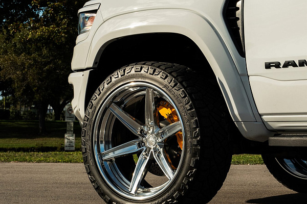 Фото дисков Anrky AN36-S Полированный лак на Ram 1500 V