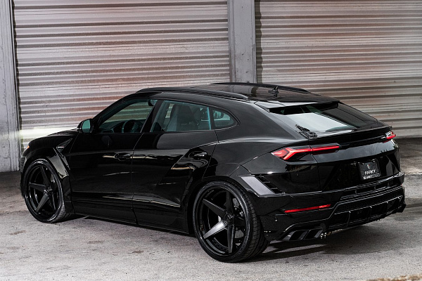 Фото дисков Anrky RS5.3 Черный сатин на Lamborghini Urus