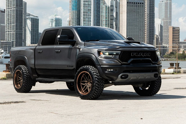 Фото дисков Anrky AN36 Сатиновая бронза на Ram 1500 V