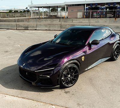 Фото дисков HRE P204 на Ferrari Purosangue