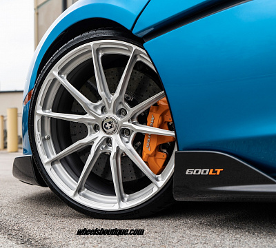 Фото дисков HRE P104SC на McLaren 600