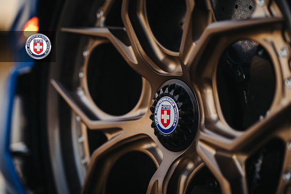 Фото дисков HRE S111SC Сатиновая темная медь на Lamborghini Aventador
