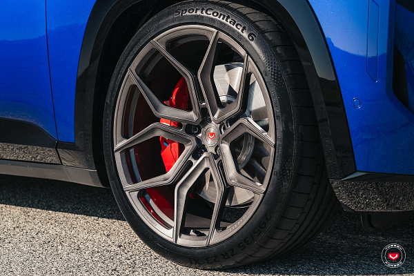 Фото дисков Vossen EVO-3 Глянцевый темный лак на BMW XM