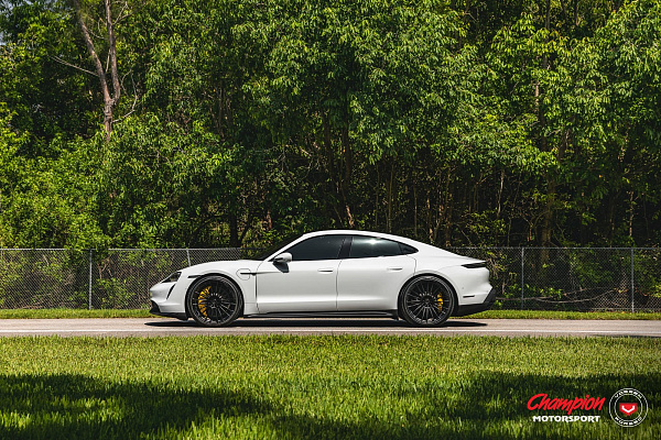 Porsche Taycan