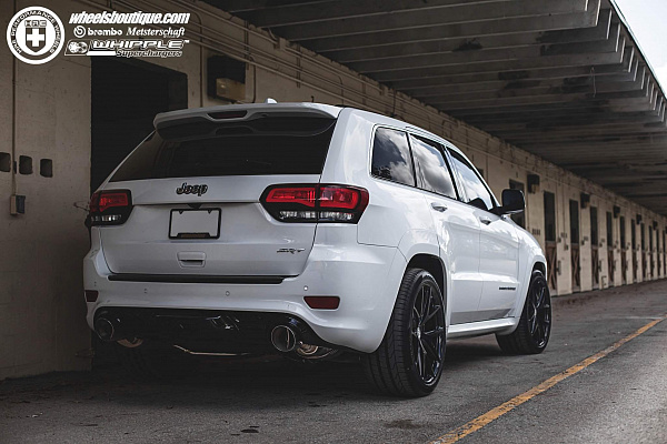Фото дисков HRE P101 Черный глянец на Jeep Grand Cherokee IV