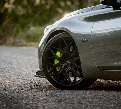 Фото дисков Vossen HF-2 на Infiniti Q50