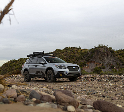 Фото дисков Black Rhino FUJI на Subaru Outback BT