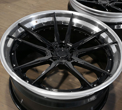 ADV.1 ADV5.2 Track Spec CS
