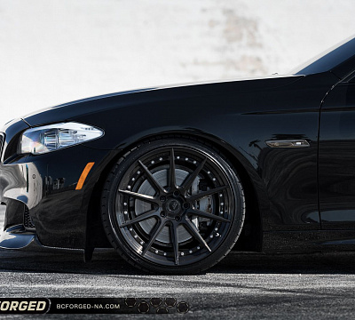 Фото дисков BC Forged HCS04 на BMW 5/M5 (F10)