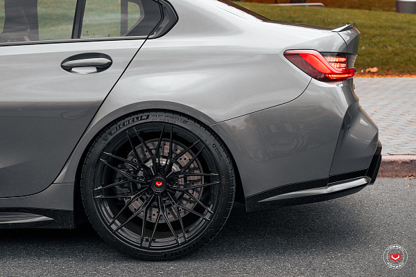 Фото дисков Vossen S21-02 Черный глянец на BMW 3/M3 (G2x/G80)