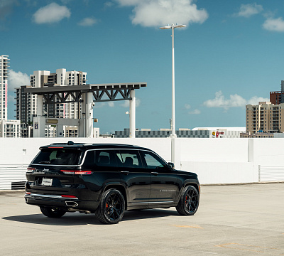 Фото дисков Vossen HF-5 на Jeep Grand Cherokee V
