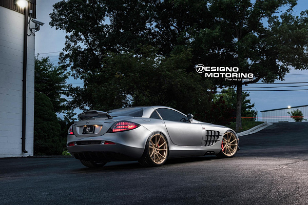 Mercedes-Benz SLR McLaren