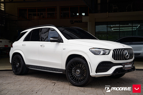 Фото дисков Vossen HF-8 Черный глянец на Mercedes-Benz GLE II