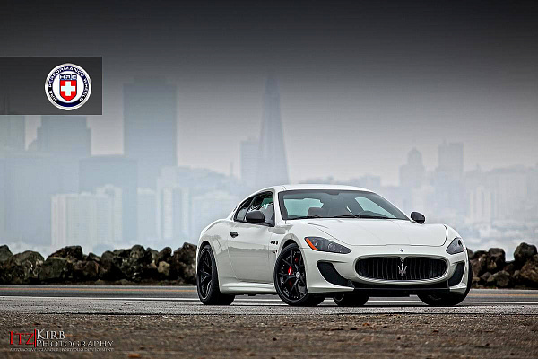 Фото дисков HRE S101 Черный глянец на Maserati GranTurismo I