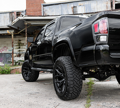 Фото дисков Vossen HF6-4 на Toyota Tacoma III