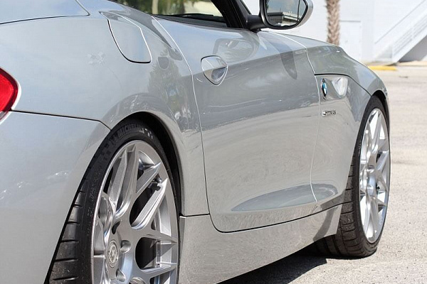 Фото дисков HRE FF01 Серебро на BMW Z4 (E89)