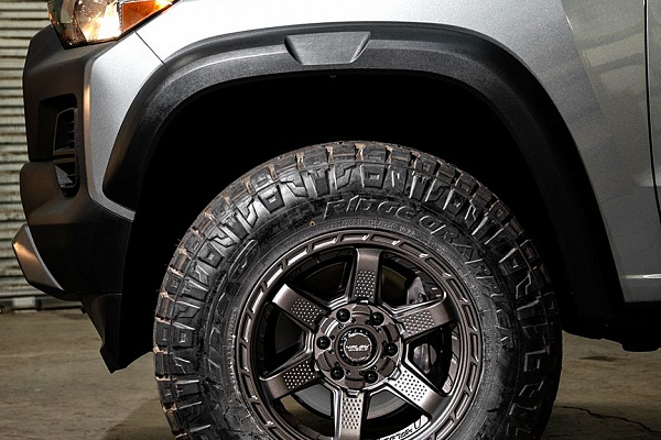 Фото дисков 4PLAY 4PS63 Сатиновая темная бронза на Chevrolet Colorado
