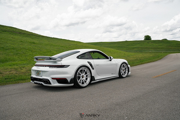 Фото дисков Anrky AN33 Сатиновый лак на Porsche 911 VIII