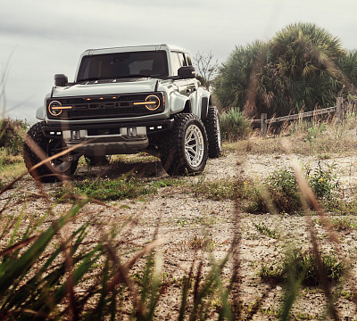 Фото дисков Vossen HFX-1 (6-Lug) на Ford Bronco
