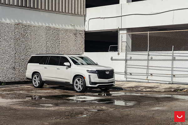 Фото дисков Vossen HF6-2 Серебро на Cadillac Escalade V