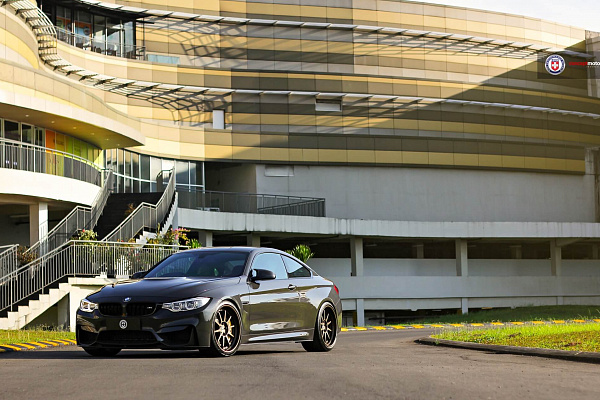 Фото дисков HRE C103 Сатиновая бронза на BMW 4/M4 (F32/F82)