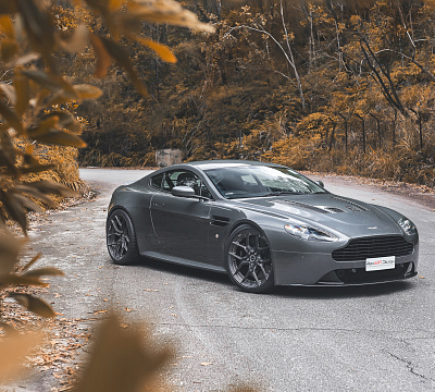 Фото дисков Brixton Forged CM5-R на Aston Martin Vantage 3