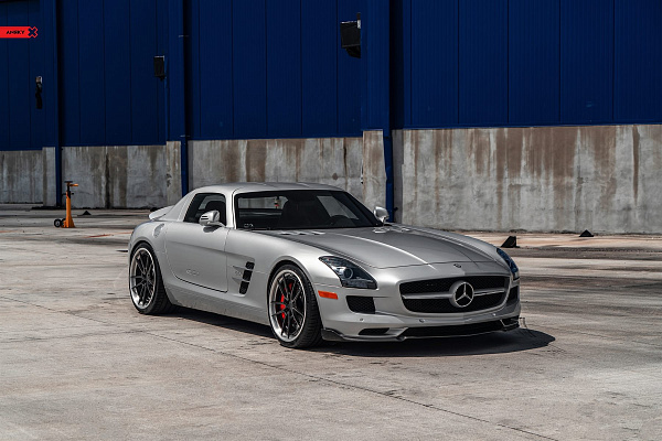 Фото дисков Anrky AN34 Черный сатин на Mercedes-Benz SLS AMG