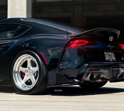 Фото дисков Strasse Wheels S5 Track на Toyota Supra A90