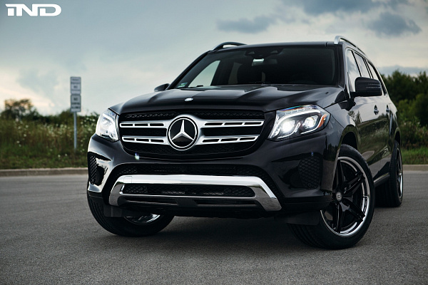 Фото дисков HRE S107 Черный глянец на Mercedes-Benz GLS (X166)