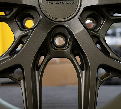 Vossen HFX-1 (6-Lug)
