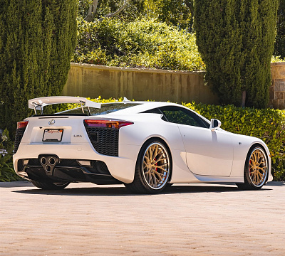 Фото дисков Anrky AN30 на Lexus LFA