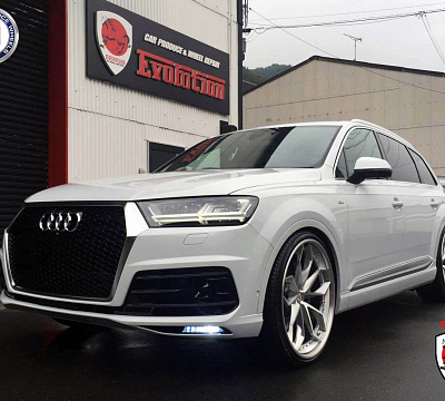 Фото дисков HRE S201 на Audi Q7 (4M)