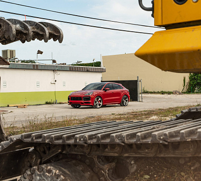 Фото дисков HRE 522M на Porsche Cayenne III