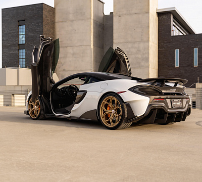 Фото дисков HRE P111SC на McLaren 600